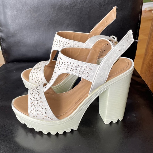 Shoes - White platform sandals